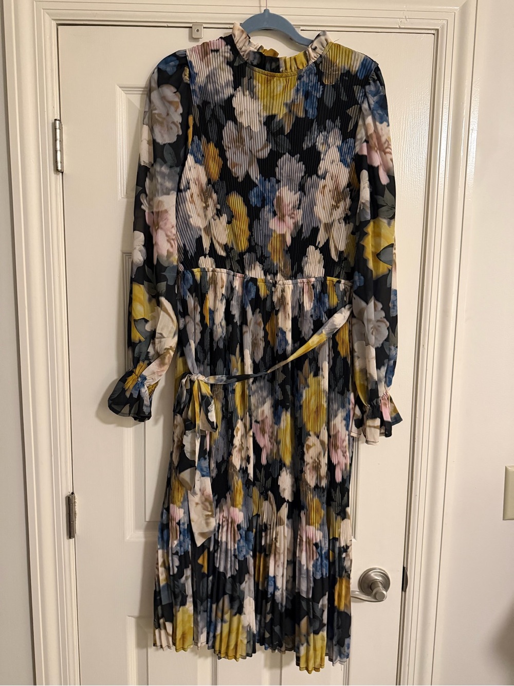 Floral Pleated Long Sleeve Midi Dress - Black Multi